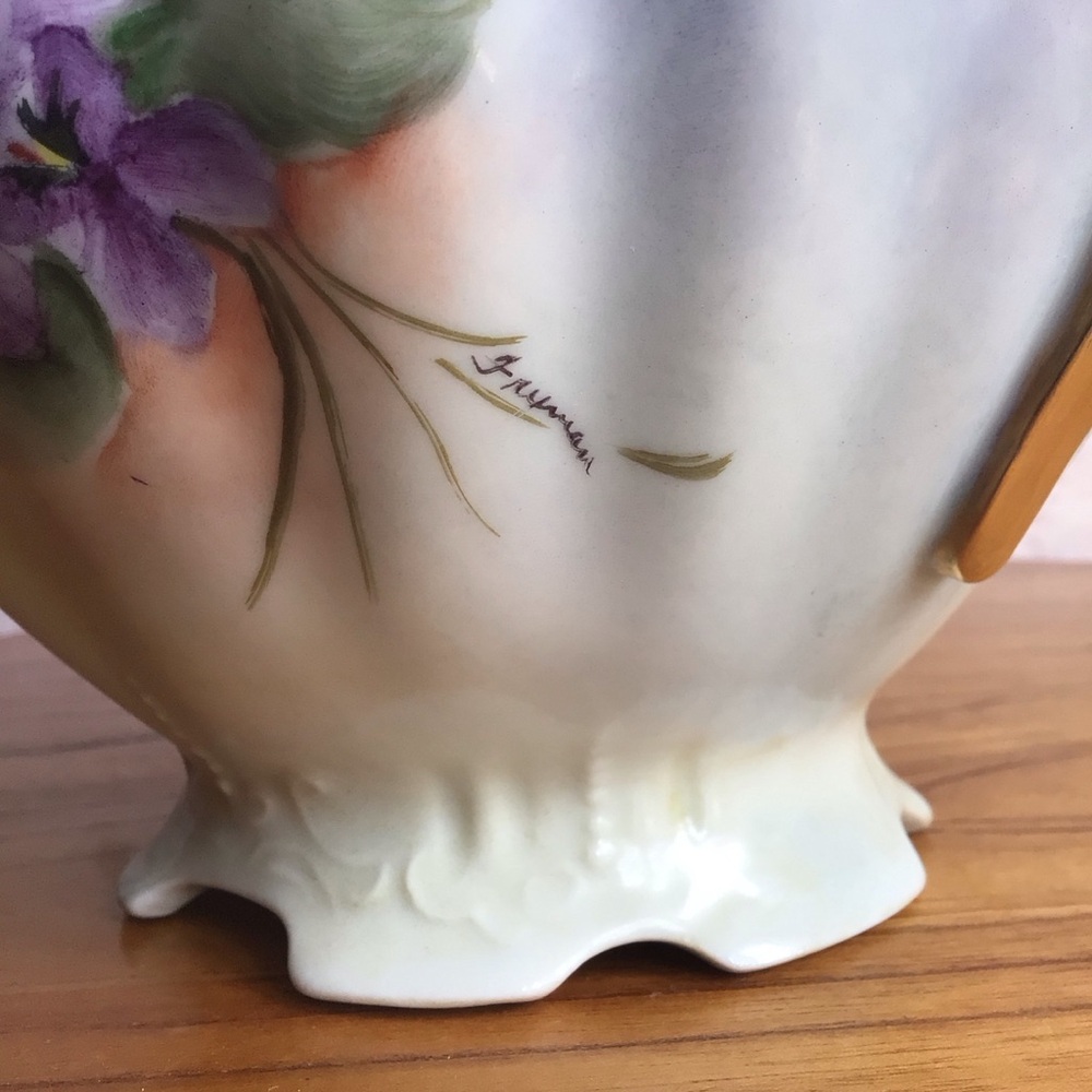 Vintage Signed Selb Bavaria Germany Purple and Blue Floral Footed Teapot - Picture 10 of 10